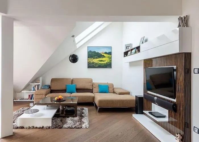 Luxury With Terrace And Garage Apartmán