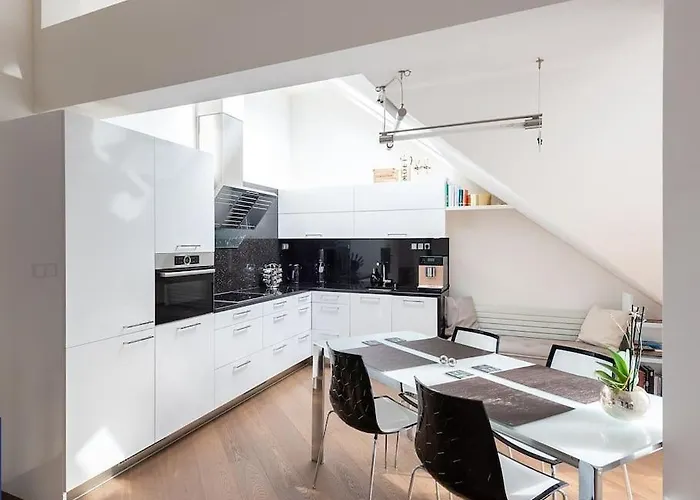 Luxury With Terrace And Garage Praha