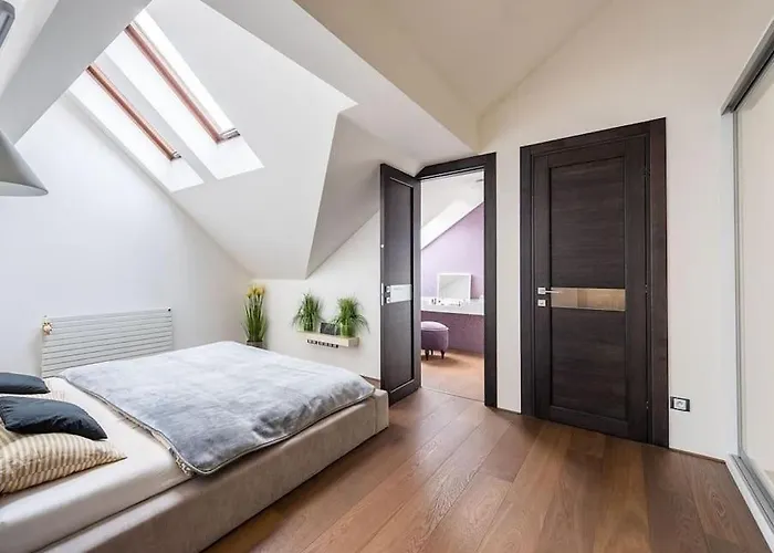 Luxury With Terrace And Garage Apartmán