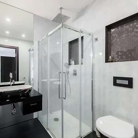 Luxury With Terrace And Garage Apartamento